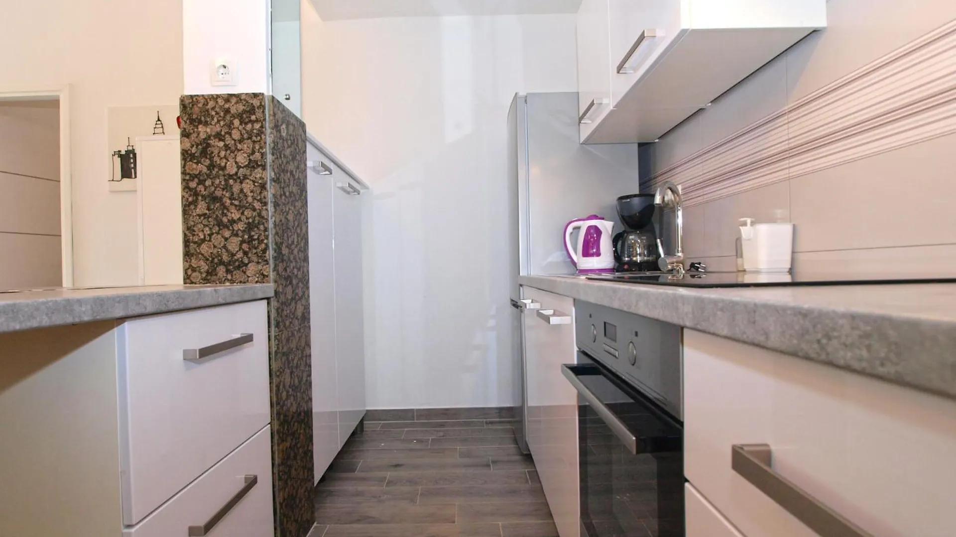 Apartments Mario 1401 Fazana Croatia